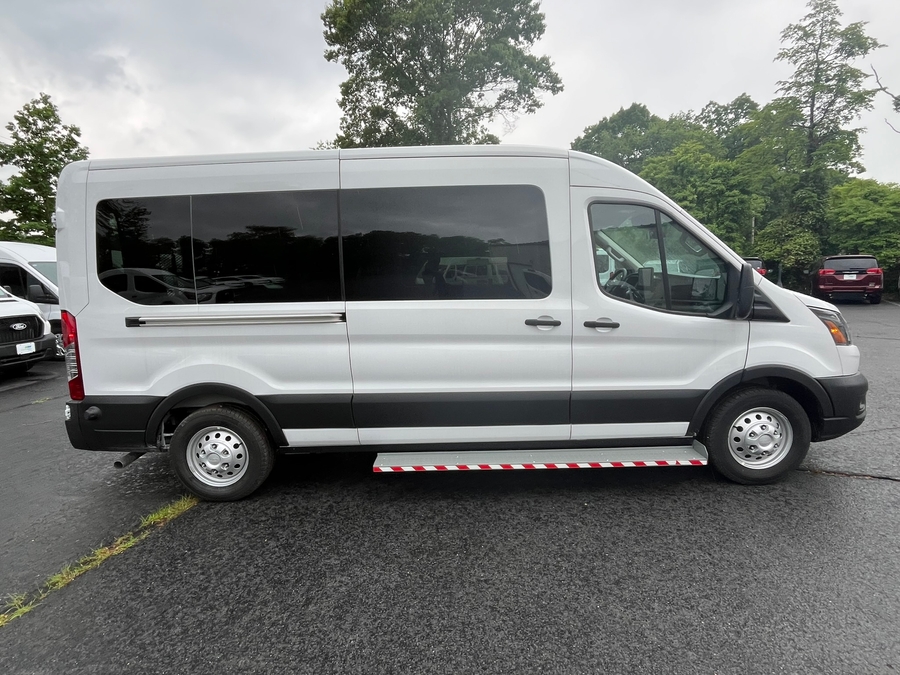 New 2026 Ford T350 AWD XL Wagon MR 148 WB”